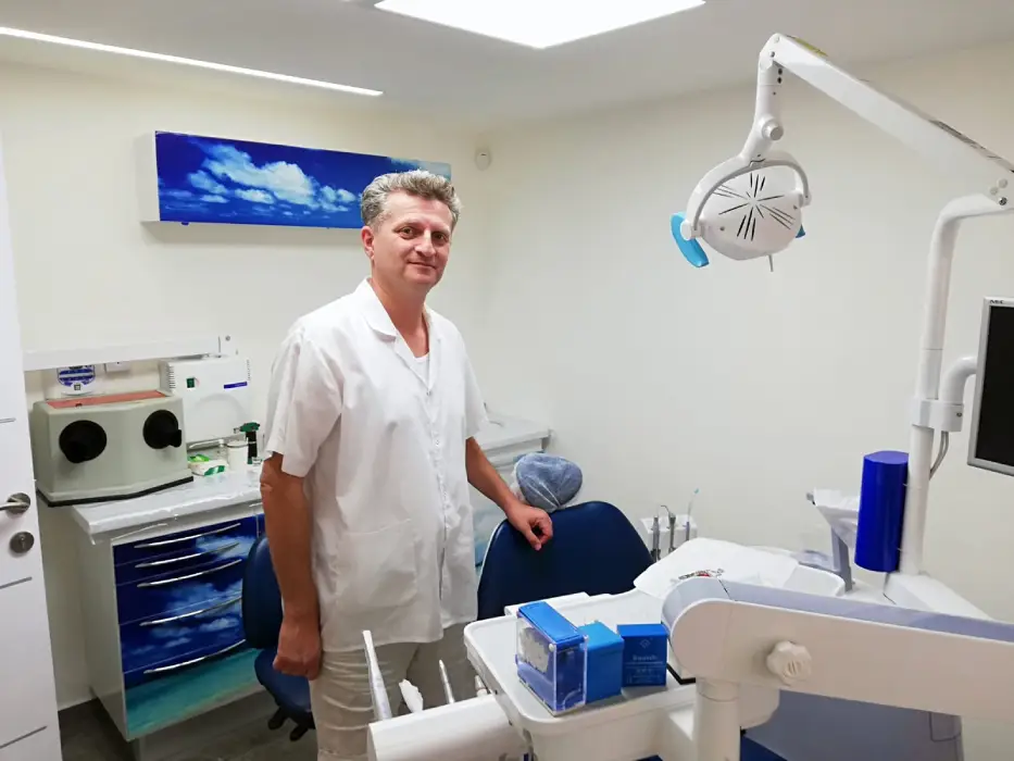 ד"ר יצחק אליגולשוילי